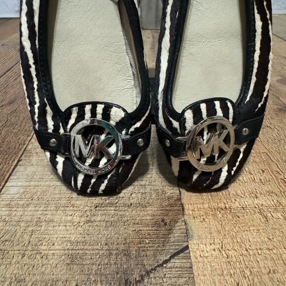 Michael Kors Women's Fulton Printed Hair-calf Moccasin Flats Black/White - Picture 11 of 13